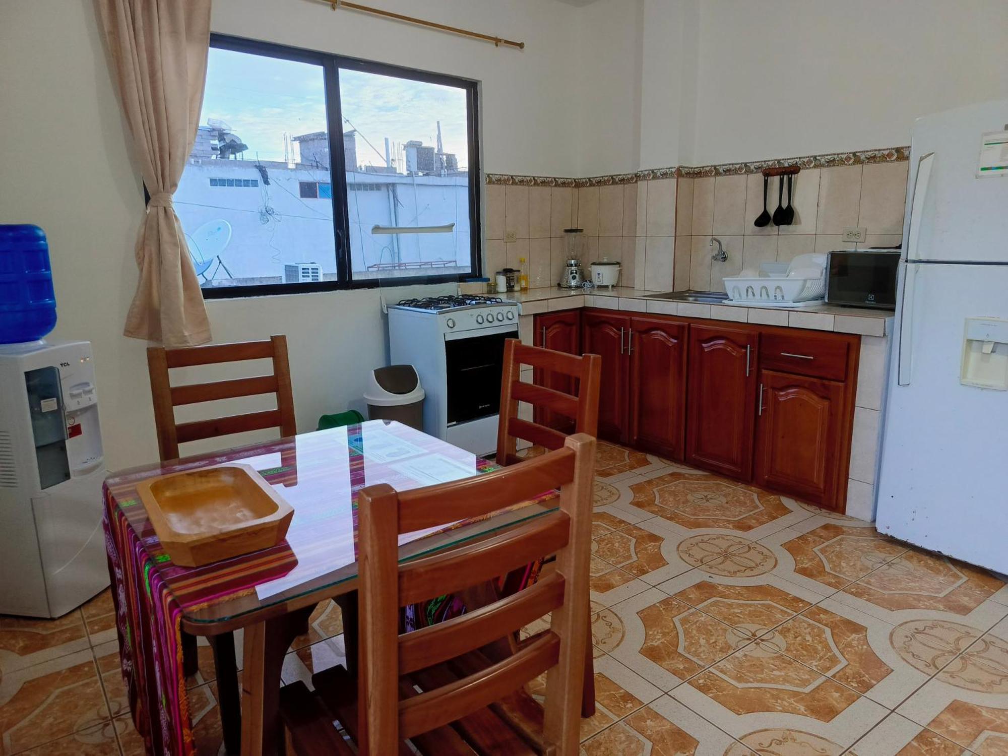 Teresita'S House Suites Con Cocina Privada Пуэрто-Бакерисо-Морено Экстерьер фото