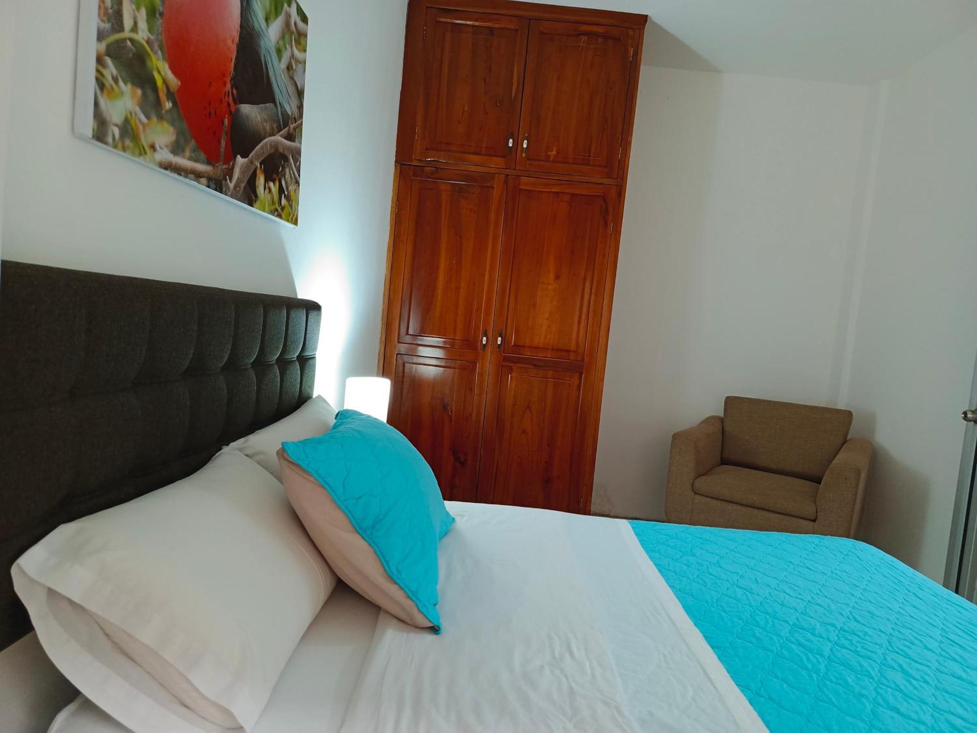 Teresita'S House Suites Con Cocina Privada Пуэрто-Бакерисо-Морено Экстерьер фото