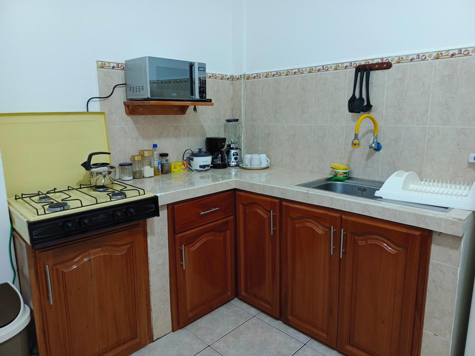 Teresita'S House Suites Con Cocina Privada Пуэрто-Бакерисо-Морено Экстерьер фото